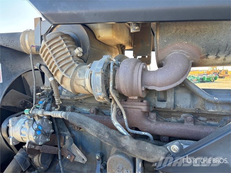 New Holland TV140 Traktorer