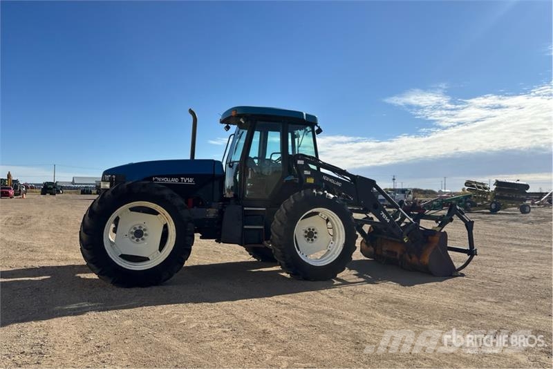 New Holland TV140 Traktorer
