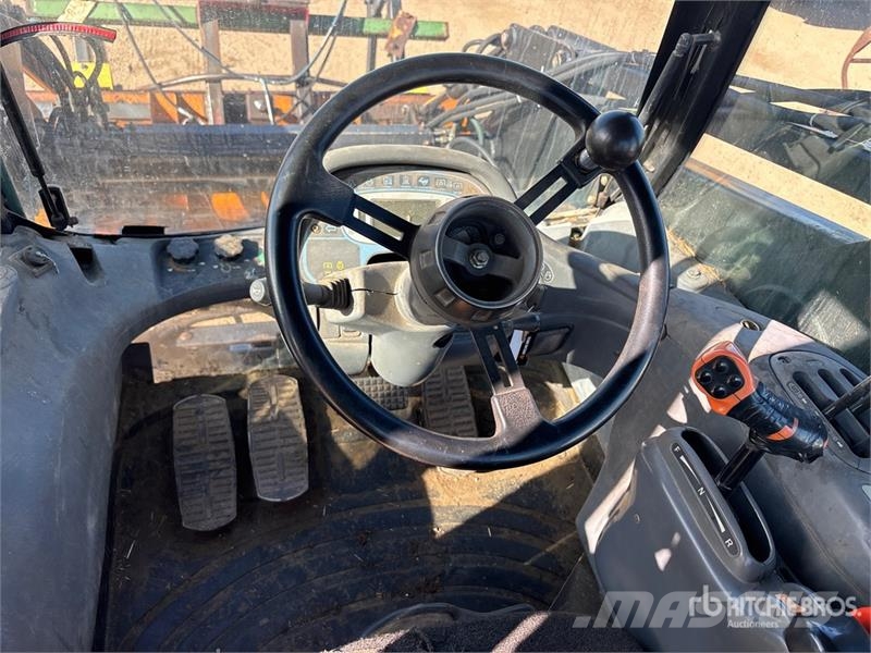 New Holland TV140 Traktorer