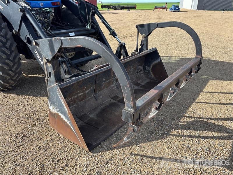 New Holland TV140 Tractors