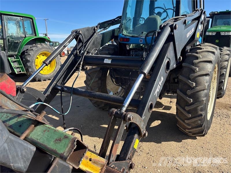 New Holland TV140 Traktorer