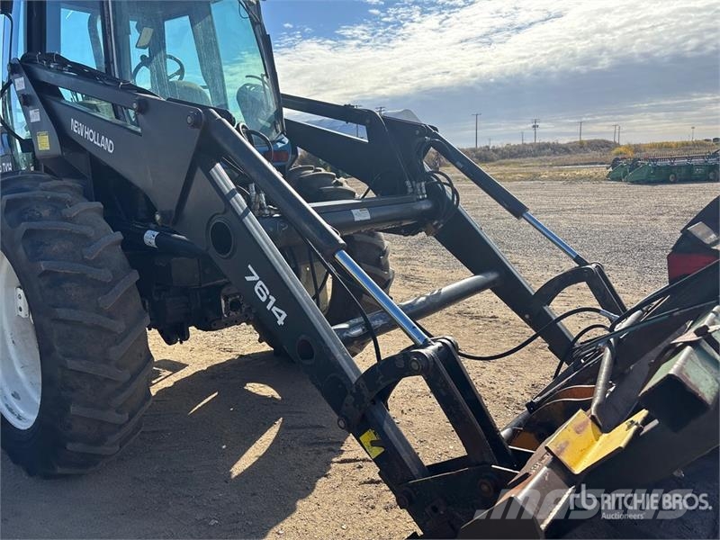New Holland TV140 Traktorer