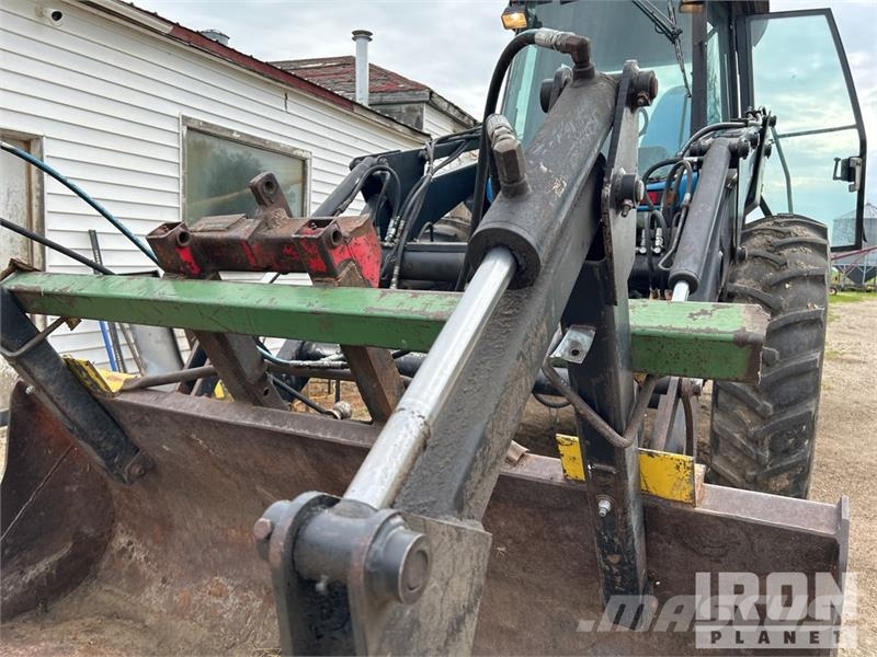 New Holland TV140 الجرارات