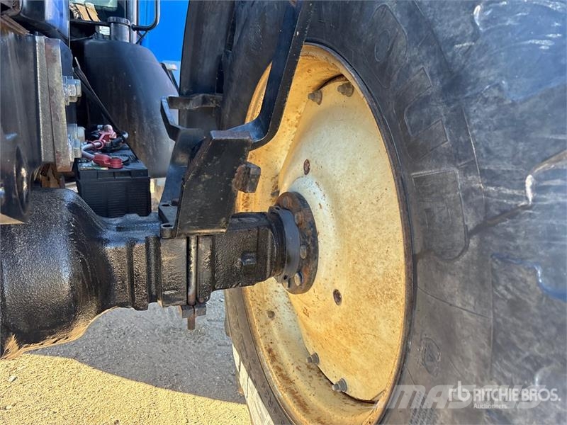 New Holland TV145 Traktori