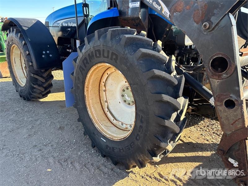 New Holland TV145 Traktori