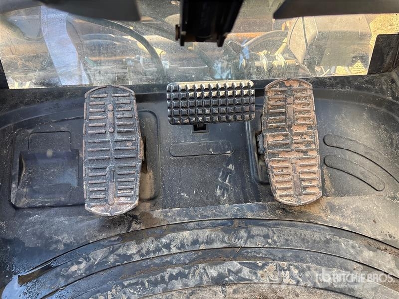 New Holland TV145 Traktori