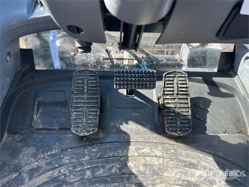 New Holland TV6070 Traktori
