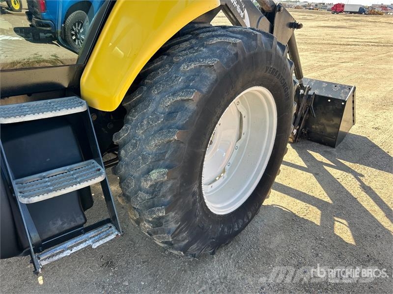 New Holland TV6070 Traktori