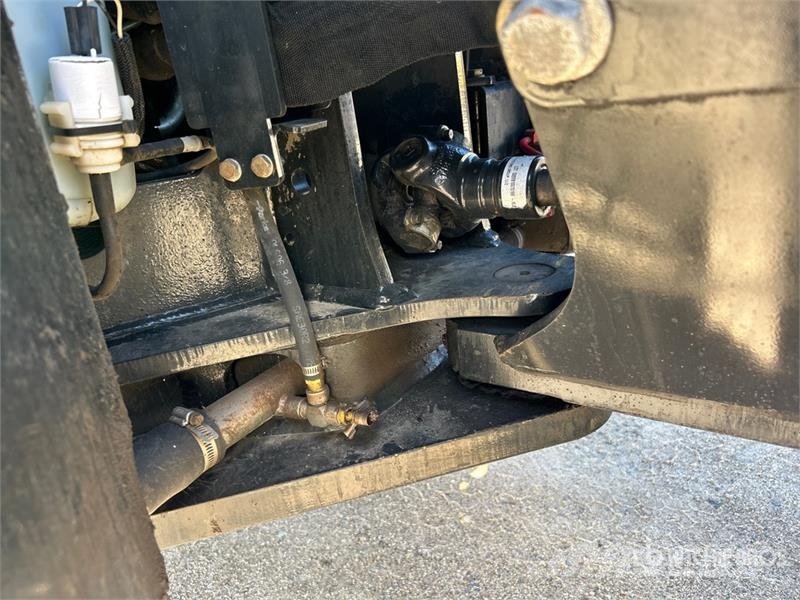 New Holland TV6070 Traktori