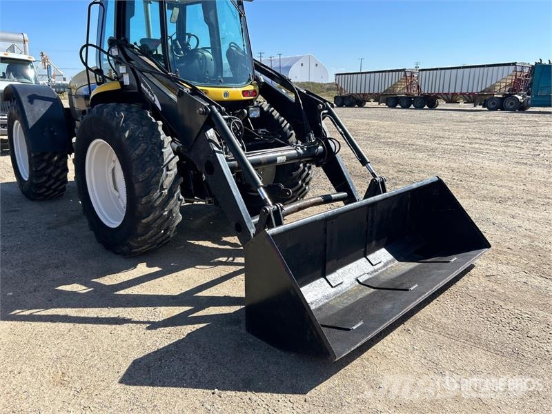 New Holland TV6070 Traktori