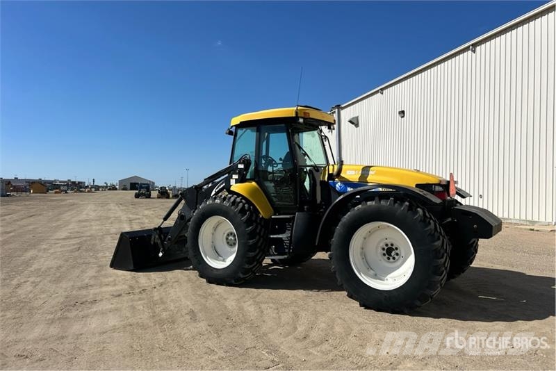 New Holland TV6070 Traktori