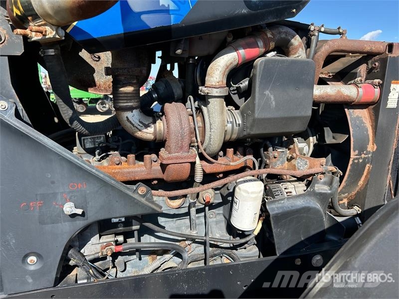 New Holland TV6070 Traktori