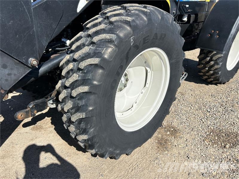 New Holland TV6070 Traktori