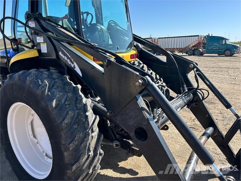 New Holland TV6070 Traktori