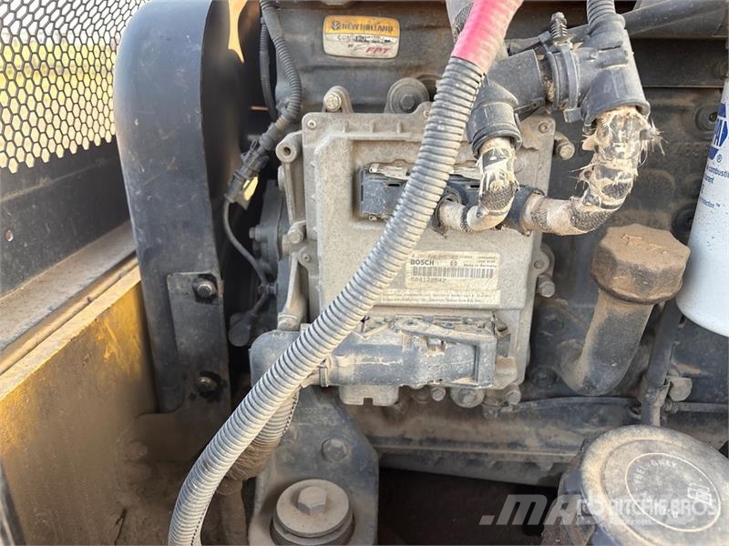 New Holland W130B Wheel Loader Pyöräkuormaajat