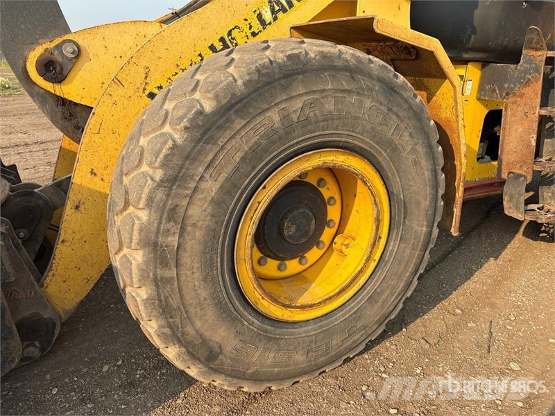 New Holland W130B Wheel Loader Pyöräkuormaajat