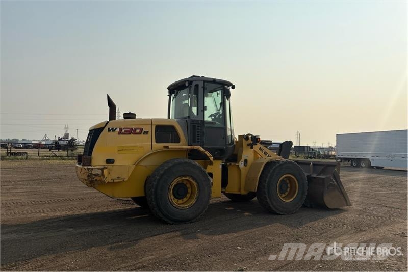 New Holland W130B Wheel Loader Pyöräkuormaajat