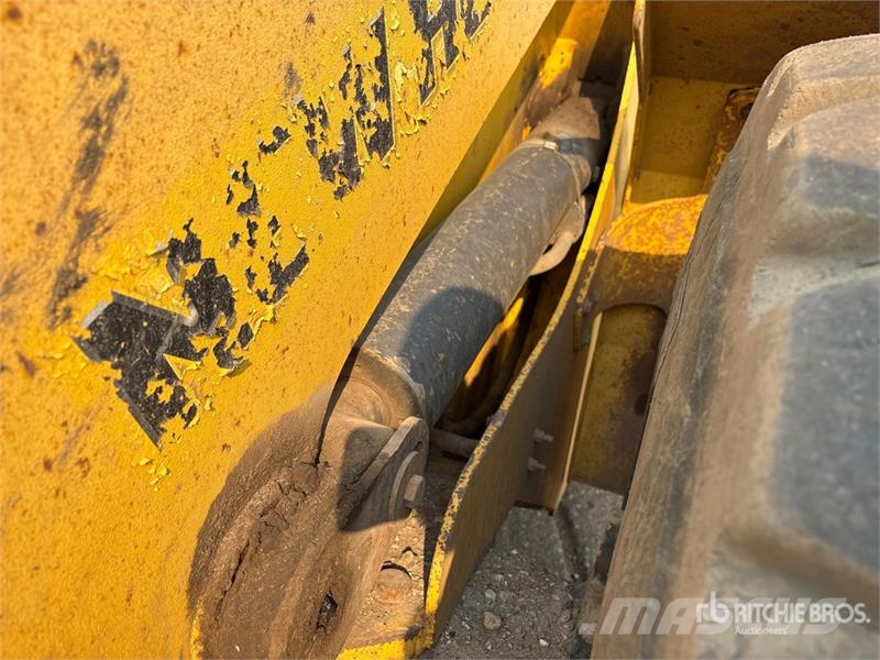 New Holland W130B Wheel Loader Pyöräkuormaajat