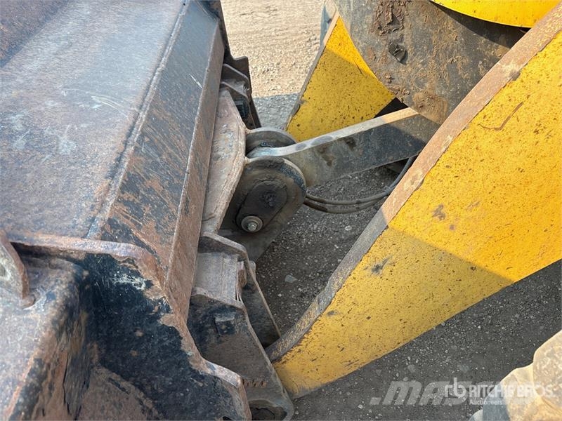 New Holland W130B Wheel Loader Pyöräkuormaajat