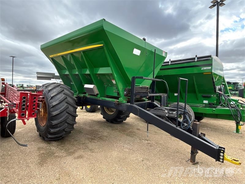 New Leader NL300G4 S/A Fertilizer Spreader Ruiskulannoittimet