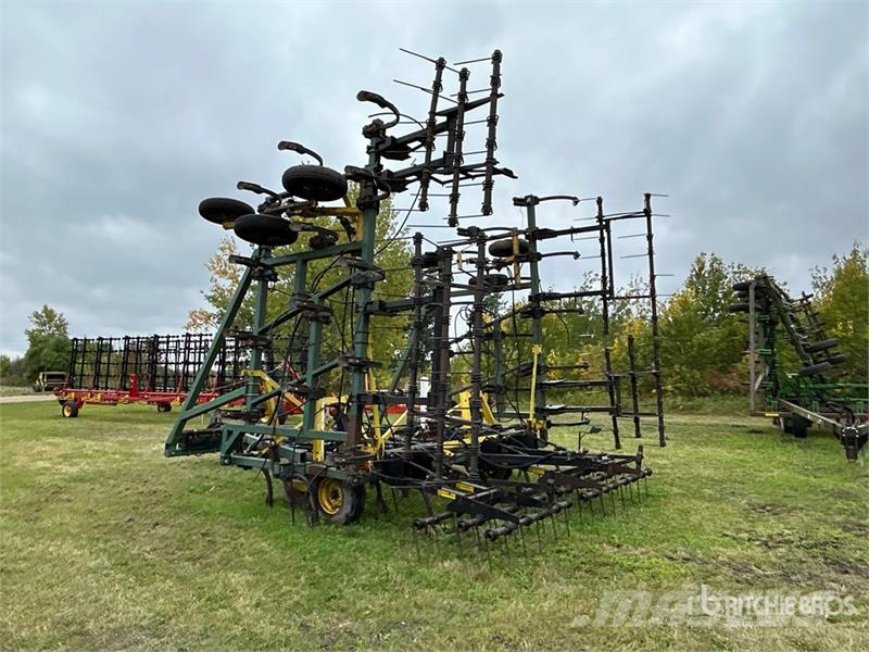 New Noble 8000 41 ft Chisel Plow Плуги