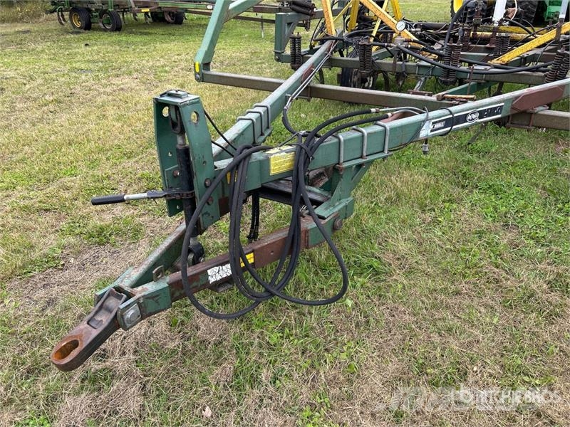 New Noble 8000 41 ft Chisel Plow Плуги