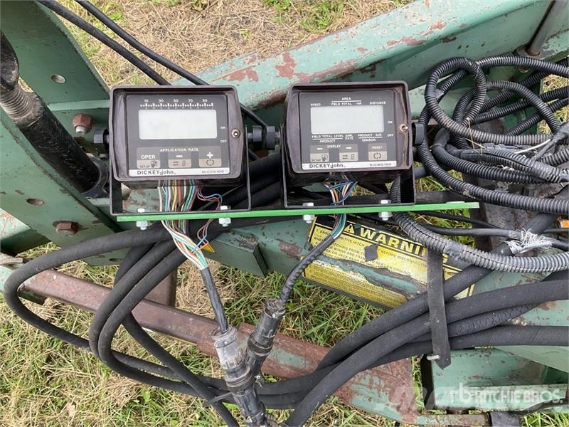 New Noble 8000 41 ft Chisel Plow Плуги