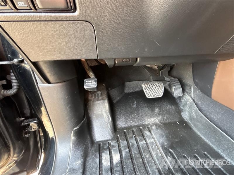 Nissan Armada سيارات