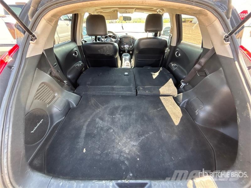 Nissan Juke 4WD SUV Kistehergépjárművek