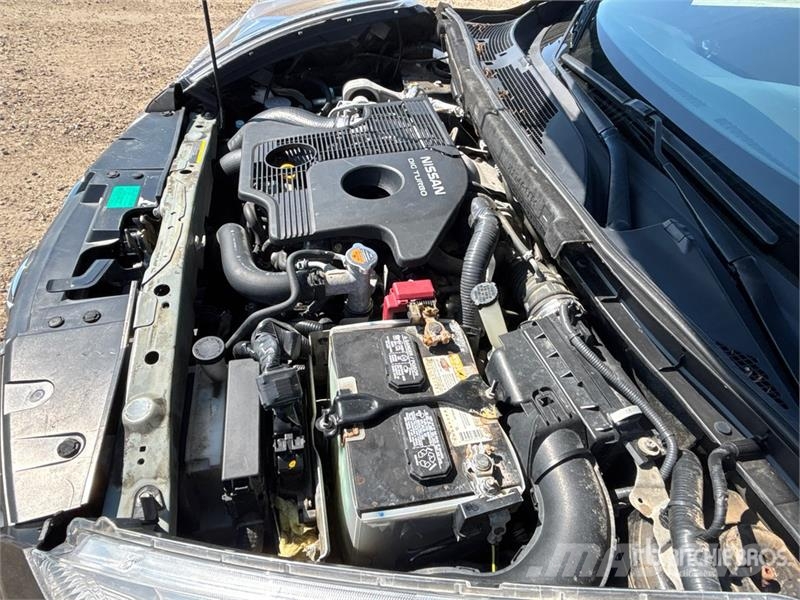 Nissan Juke 4WD SUV سيارات