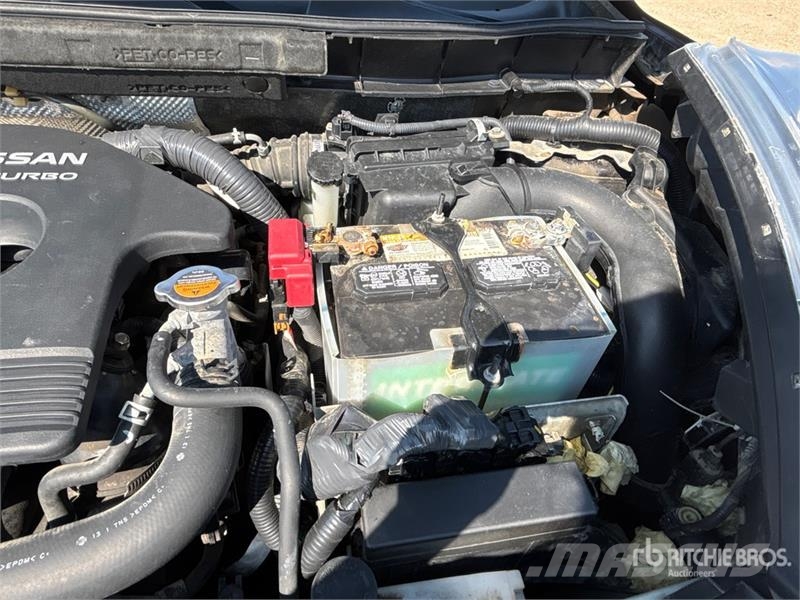 Nissan Juke 4WD SUV سيارات