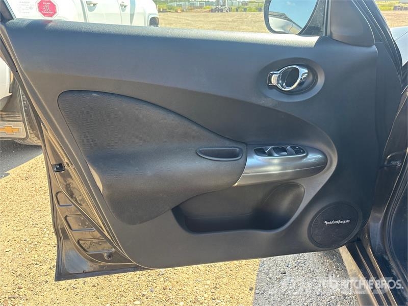 Nissan Juke 4WD SUV Kistehergépjárművek