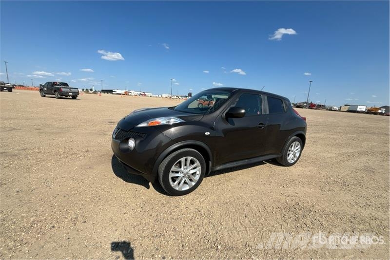 Nissan Juke 4WD SUV سيارات