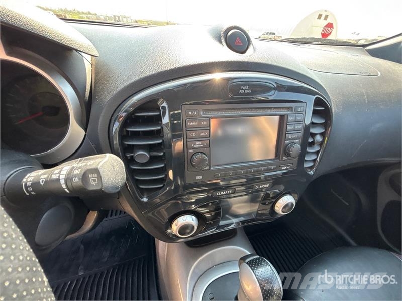 Nissan Juke 4WD SUV Kistehergépjárművek