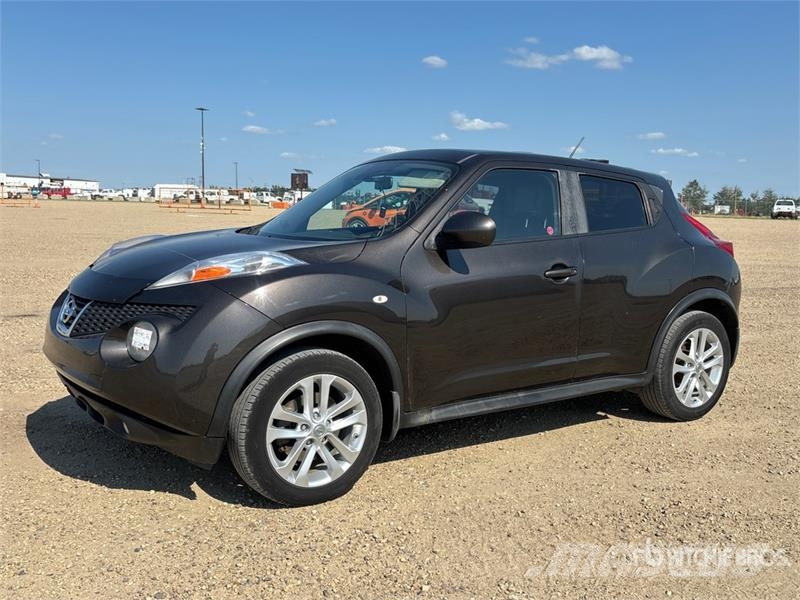 Nissan Juke 4WD SUV سيارات