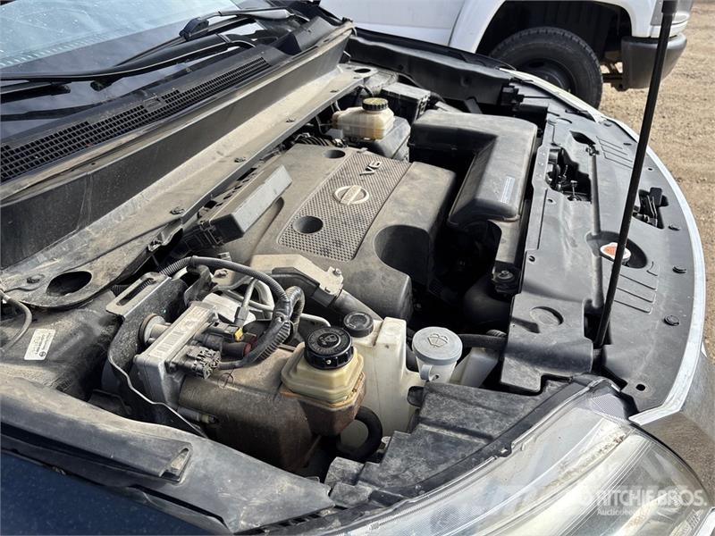 Nissan Pathfinder SL 4WD SUV Lengvieji automobiliai