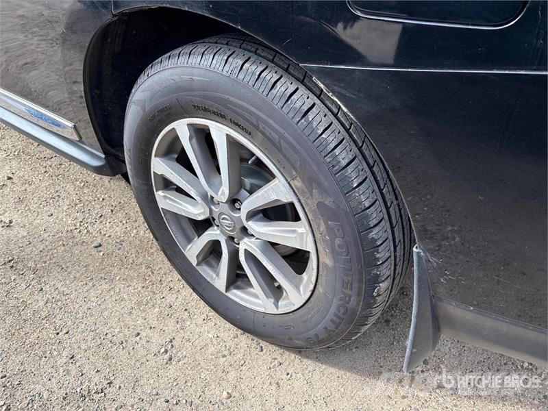 Nissan Pathfinder SL 4WD SUV Lengvieji automobiliai