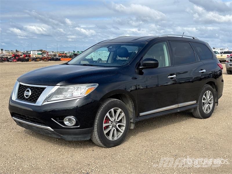 Nissan Pathfinder SL 4WD SUV Lengvieji automobiliai