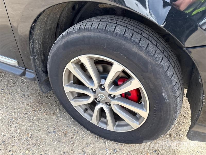 Nissan Pathfinder SL 4WD SUV Lengvieji automobiliai