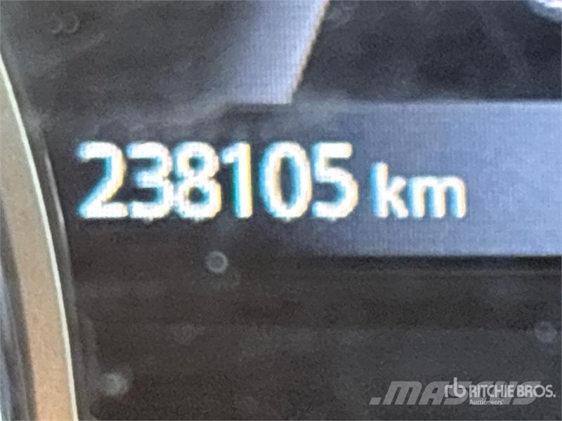 Nissan Pathfinder SUV Personbiler