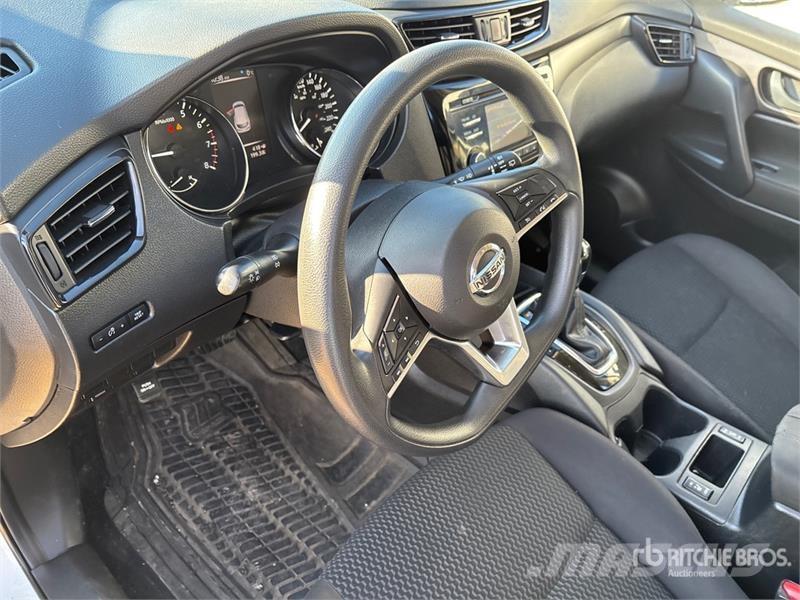 Nissan Qashqai AWD SUV 汽车