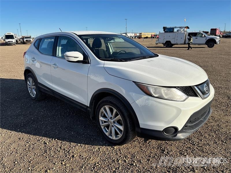 Nissan Qashqai AWD SUV 汽车