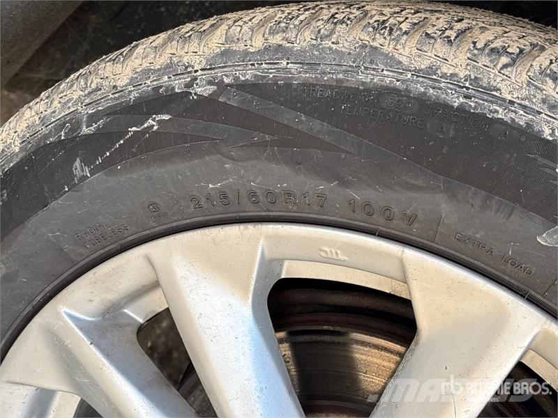 Nissan Qashqai AWD SUV 汽车
