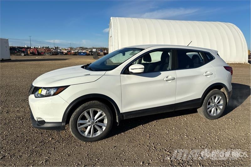 Nissan Qashqai AWD SUV 汽车
