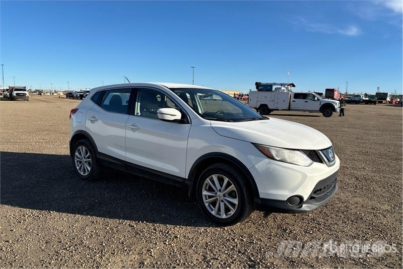 Nissan Qashqai AWD SUV 汽车