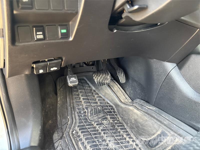 Nissan Qashqai AWD SUV 汽车