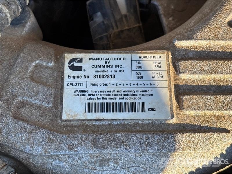 Nissan Titan Drugi