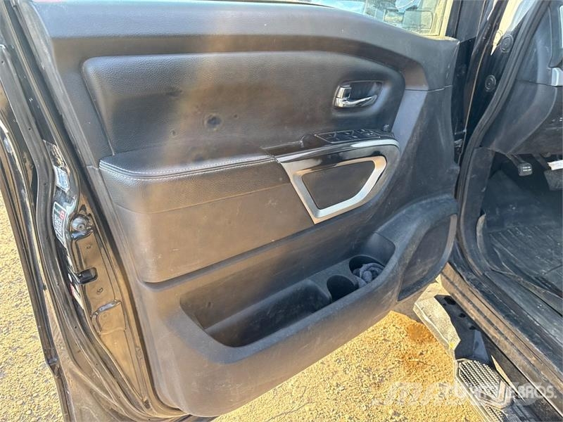 Nissan Titan Drugi
