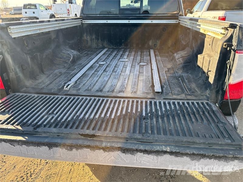 Nissan Titan Drugi