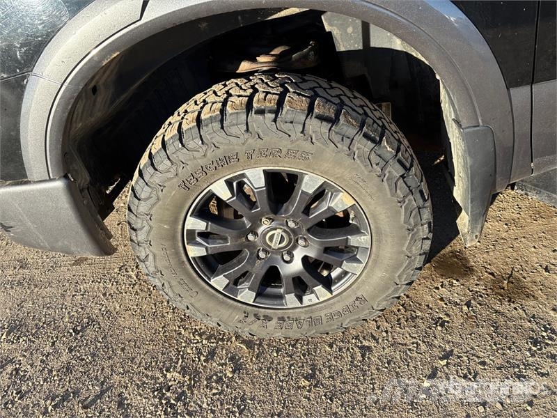 Nissan Titan Drugi